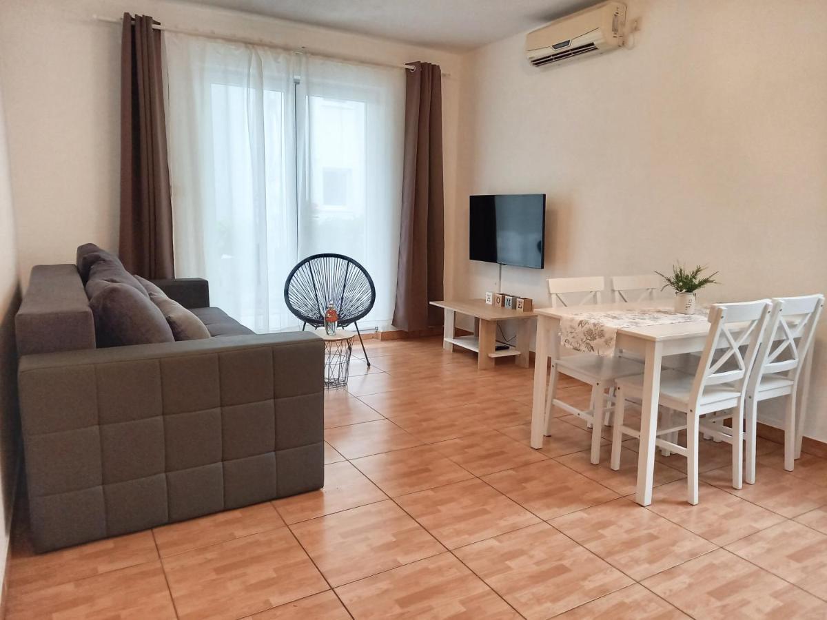 Apartments Marusic マカルスカ エクステリア 写真