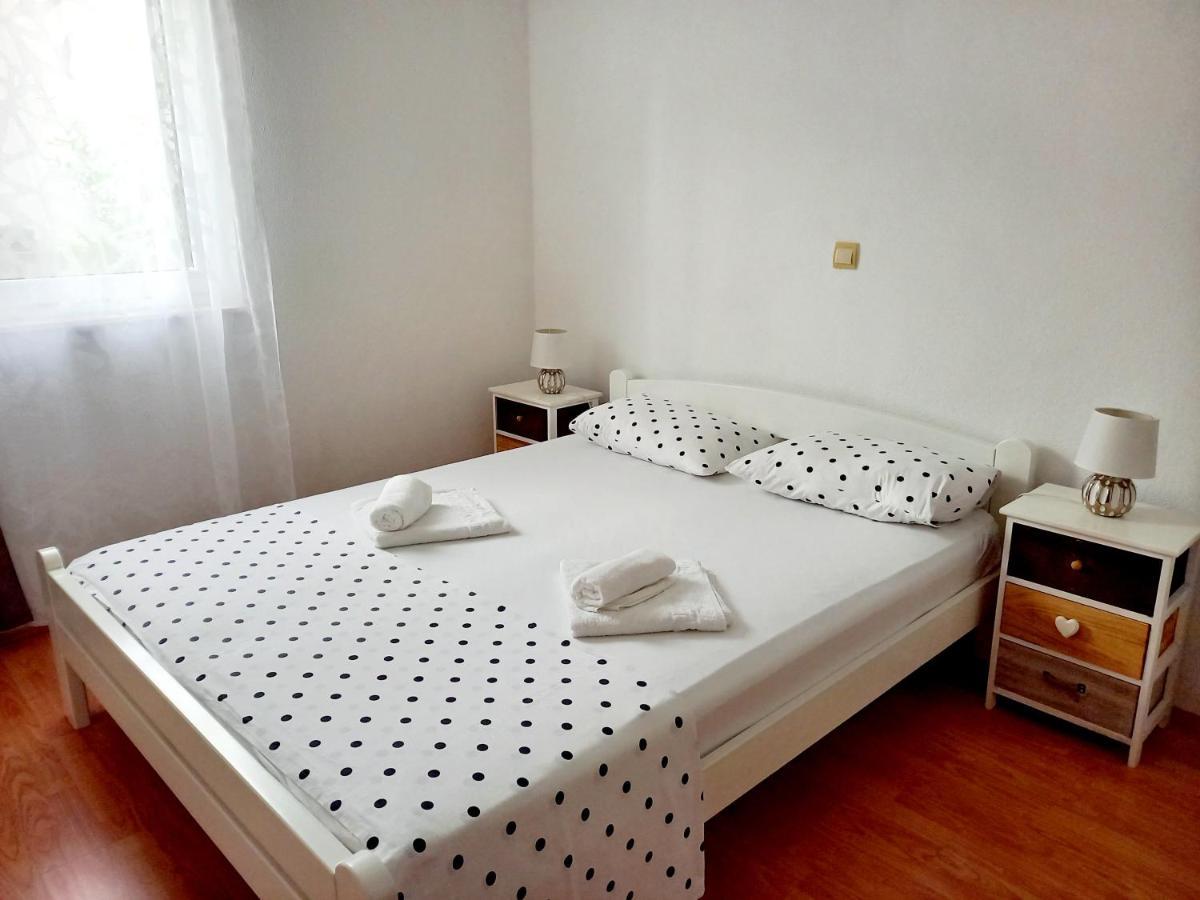 Apartments Marusic マカルスカ エクステリア 写真