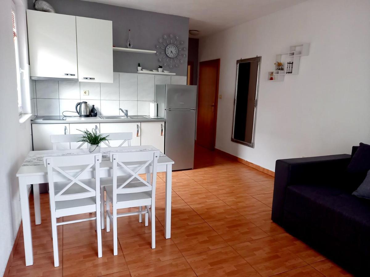 Apartments Marusic マカルスカ エクステリア 写真