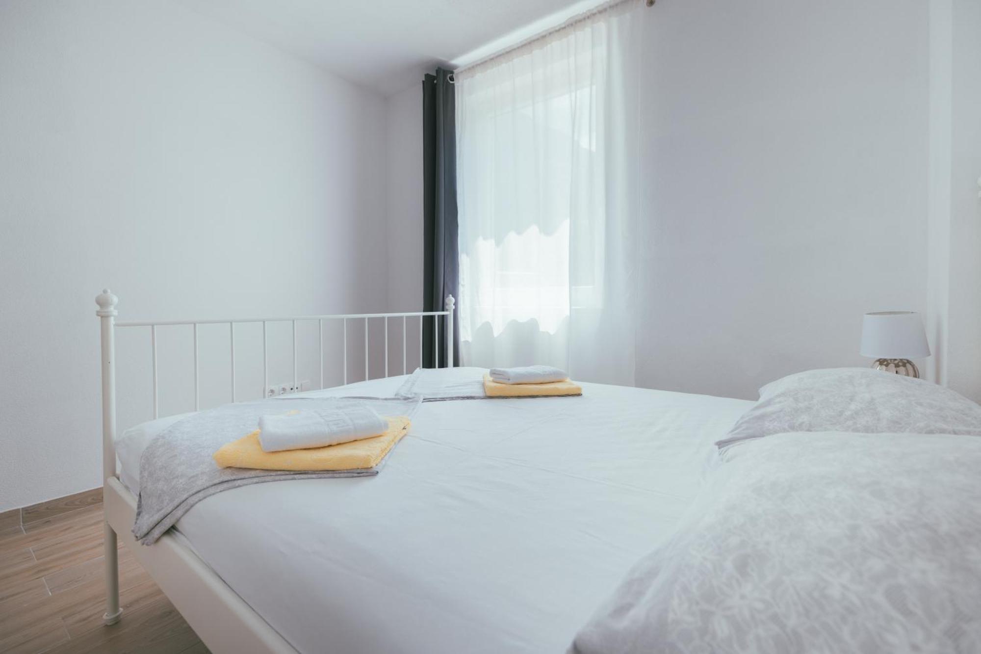 Apartments Marusic マカルスカ エクステリア 写真
