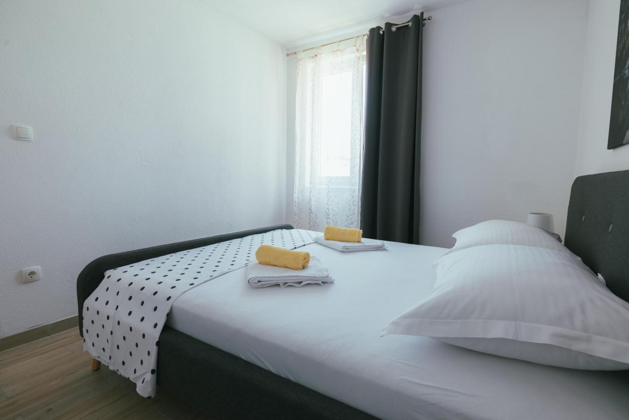 Apartments Marusic マカルスカ エクステリア 写真